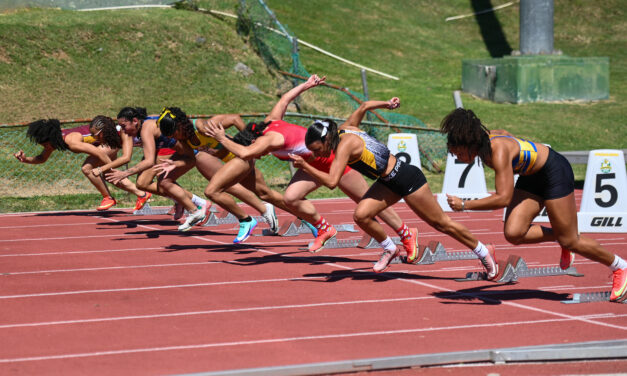 Inicio potente para varios estudiantes-atletas para las Justas de Atletismo