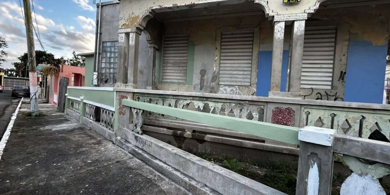 Naguabo: Impulsan plan para rescatar viviendas abandonadas
