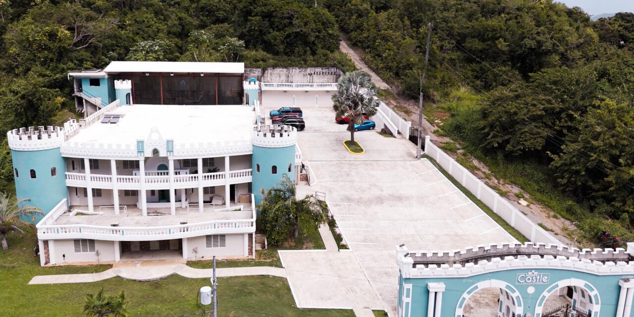 Inauguran residencia para personas de edad avanzada