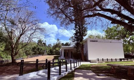 Colegio San Antonio Abad inaugura moderno salón
