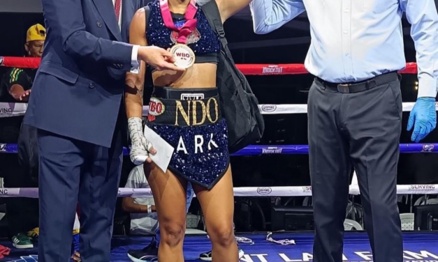 Boxeadora Humacaena triunfa en Panamá y mantiene su invicto